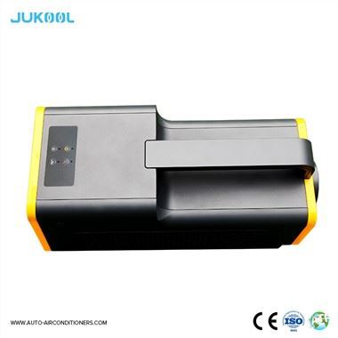 Šotor za kampiranje s prenosno klimatsko napravo 12 V